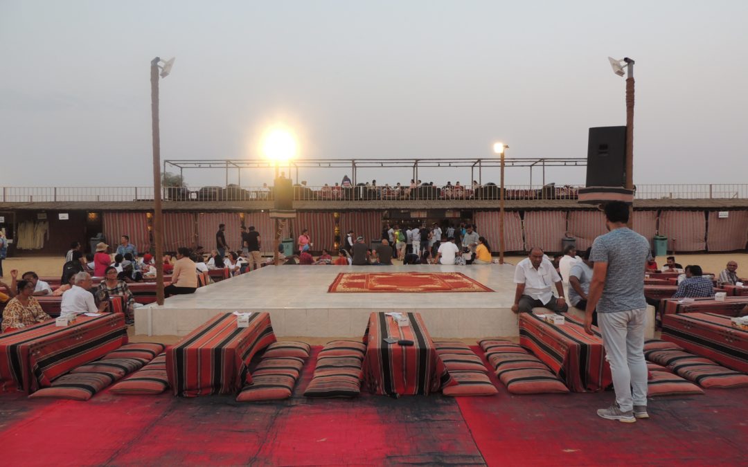 BBQ Dinner with live entertainment-min